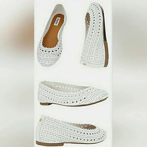 Classic 9 Preppy Spring Coastal White Leather Ballet Flat Minimalist New